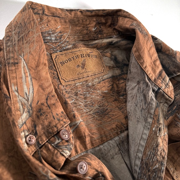 North River Outfitters - Deer Camo Print Button-Up Shirt Brown – Mens XL - Picture 6 of 7